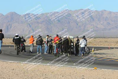 media/Jan-09-2025-Racers Edge (Thu) [[9e316ffd38]]/1-Around the Pits-Track Walk/